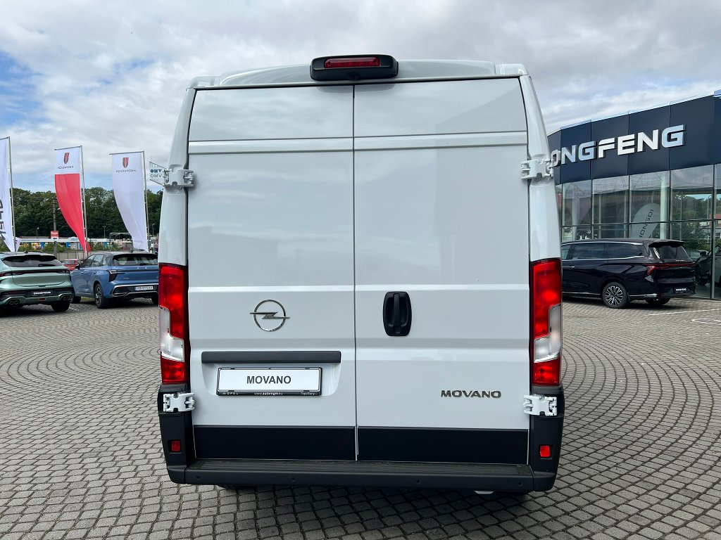 Opel Movano