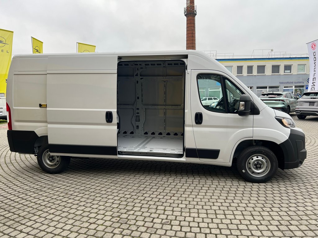 Opel Movano